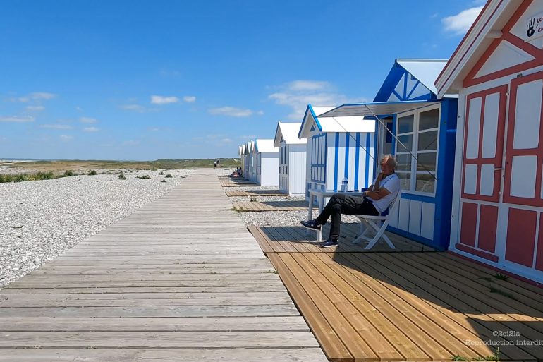 Devinette : combien de temps faut-il marcher pour parcourir le chemin de planches de Cayeux-sur-Mer de bout en bout ?