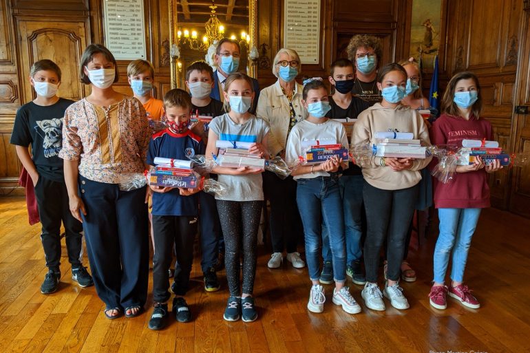 Bien équipés pour rejoindre la classe de sixième !