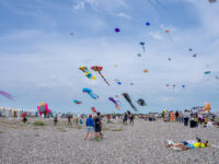 Des centaines de cerfs-volants dans le ciel de Cayeux-sur-Mer